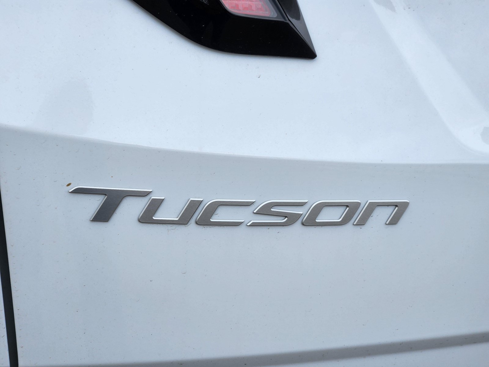 New 2026 Hyundai Tucson Limited w/ Tow & Go Package AWD/4WD image 15
