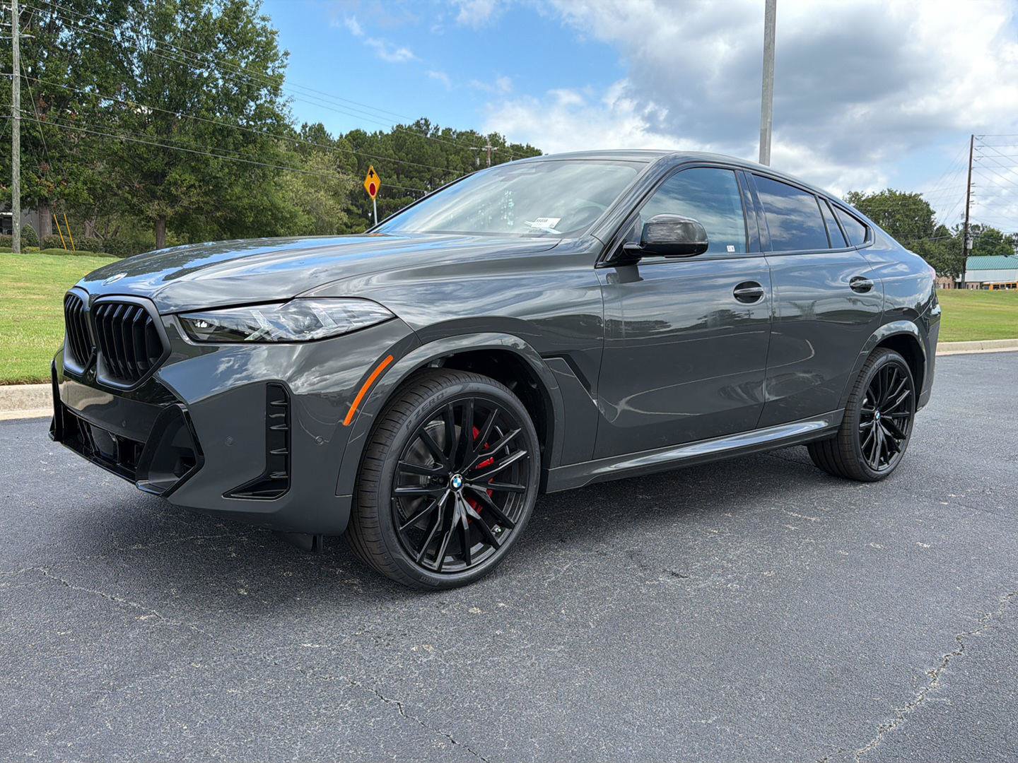 New 2027 BMW X6 xDrive40i w/ Executive Package AWD/4WD image 2