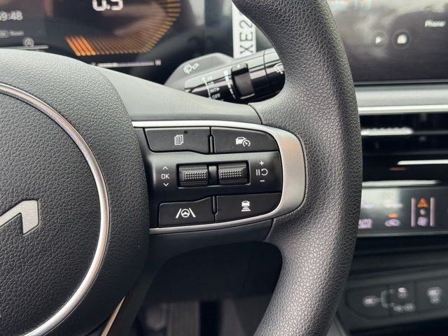 New 2026 Kia K5 LXS FWD image 27