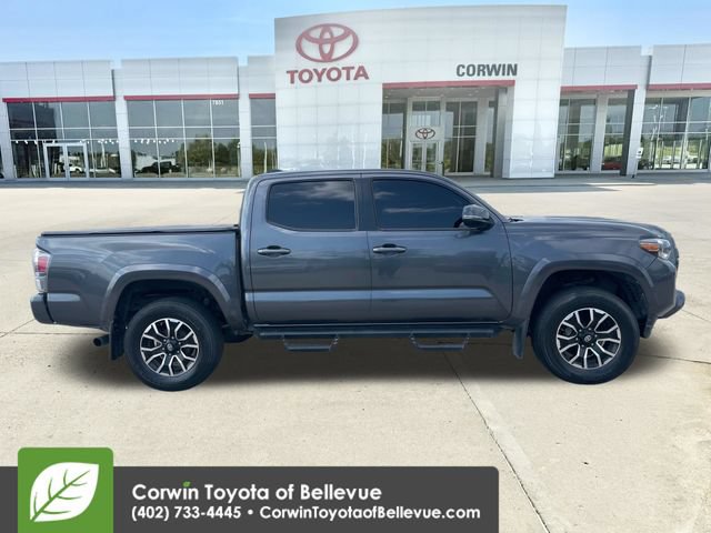 Used 2021 Toyota Tacoma TRD Sport w/ Blackout Package (TMS) AWD/4WD image 11
