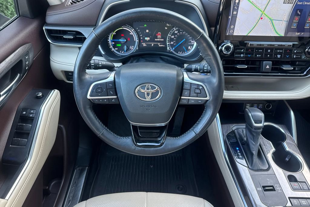 Used 2022 Toyota Highlander Limited AWD/4WD image 13