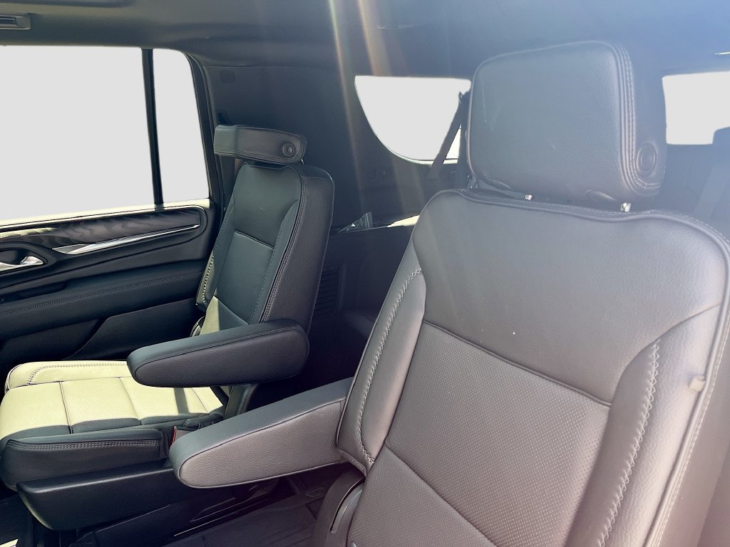 Used 2024 GMC Yukon XL Denali w/ LPO, Floor Liner Package AWD/4WD image 25