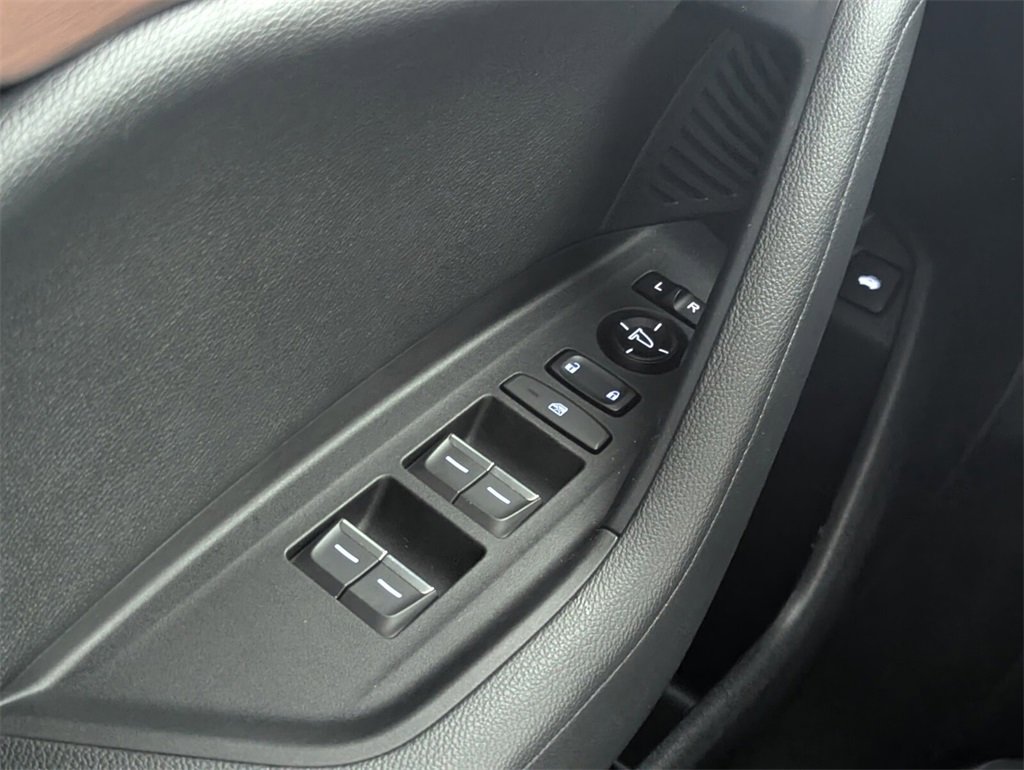 Used 2021 Acura TLX image 17