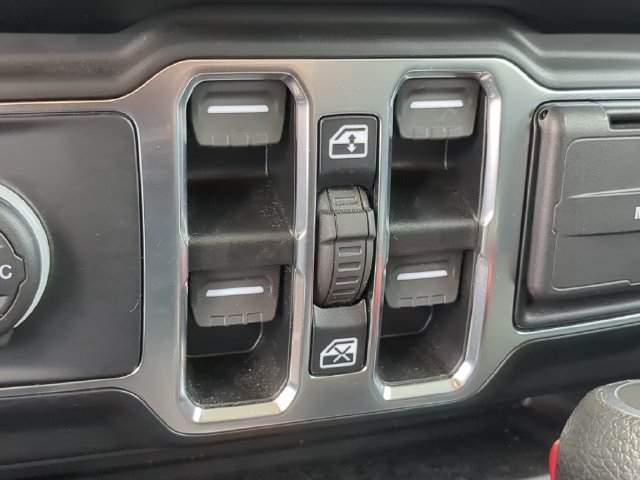 Used 2022 Jeep Gladiator Sport AWD/4WD image 21