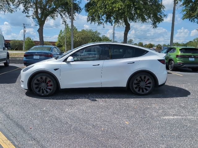 Used 2022 Tesla Model Y Performance image 3