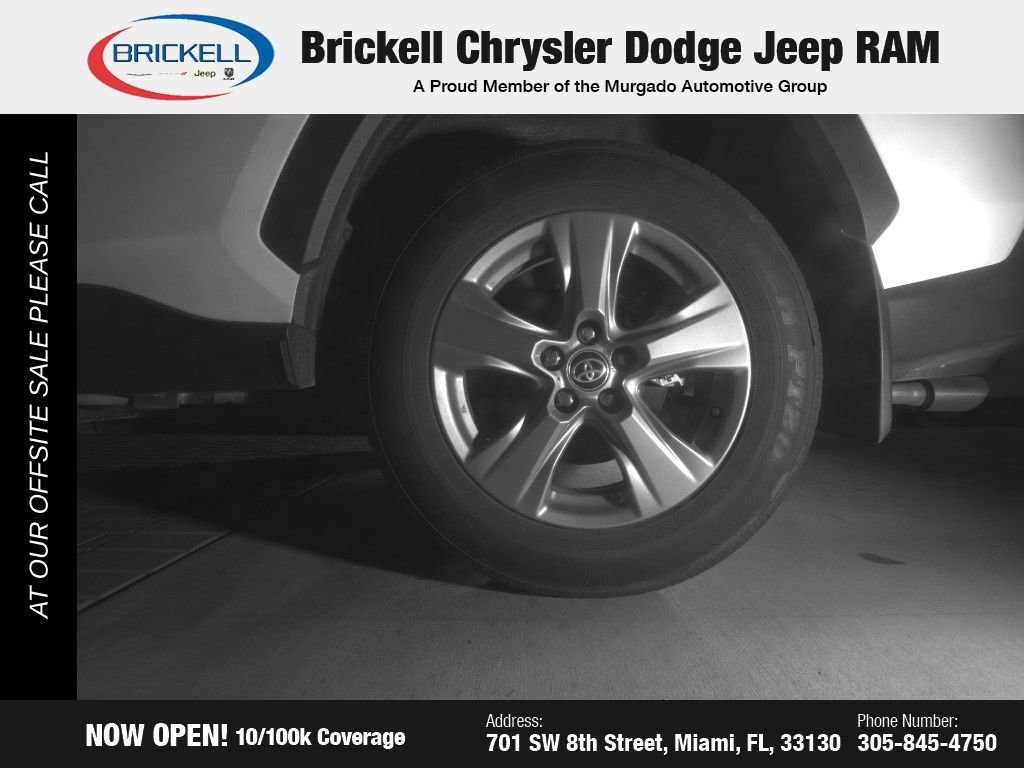 Used 2024 Toyota RAV4 XLE w/ Convenience Package FWD image 42