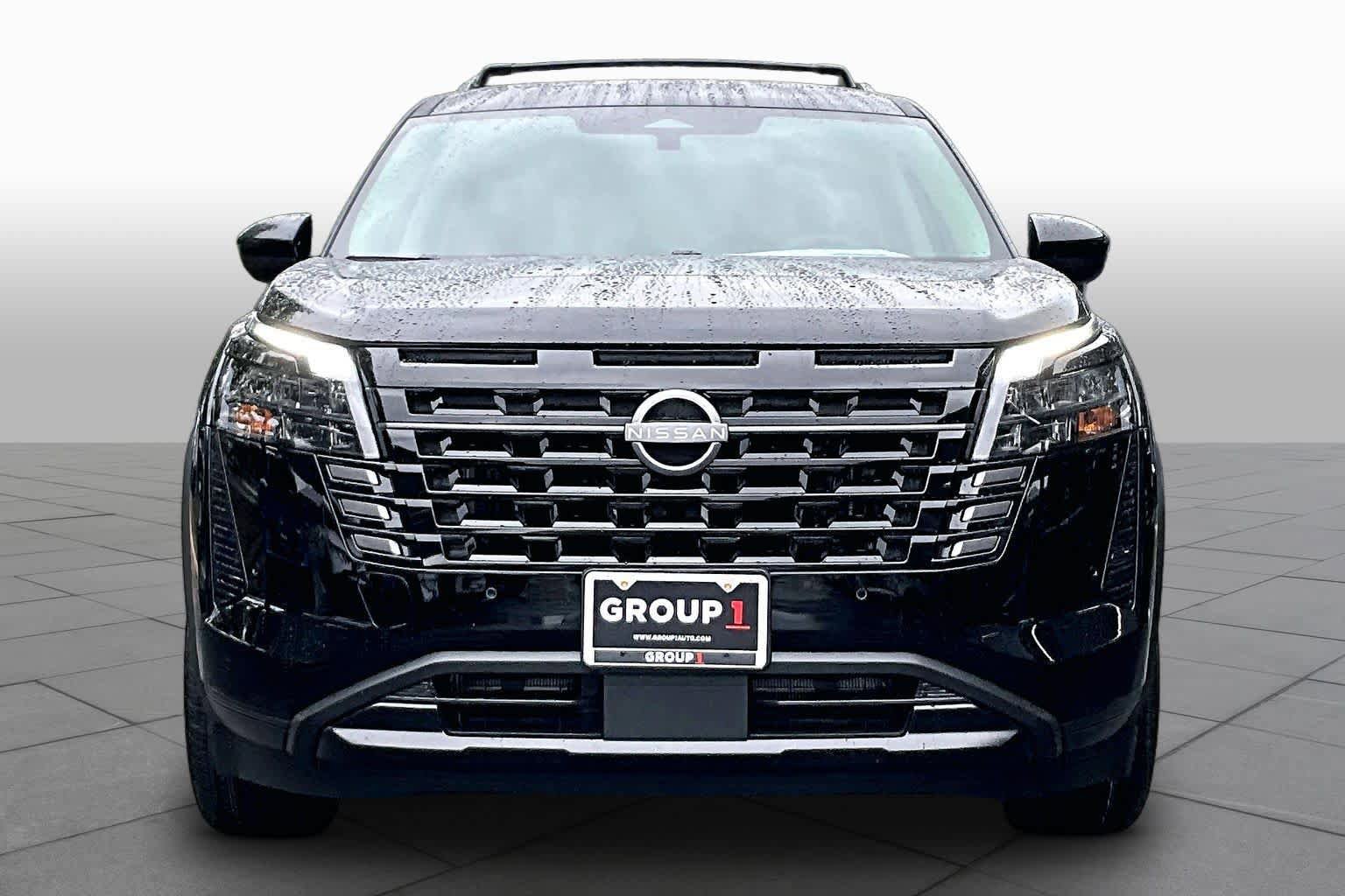 New 2026 Nissan Pathfinder SV w/ SV Premium Package FWD image 3