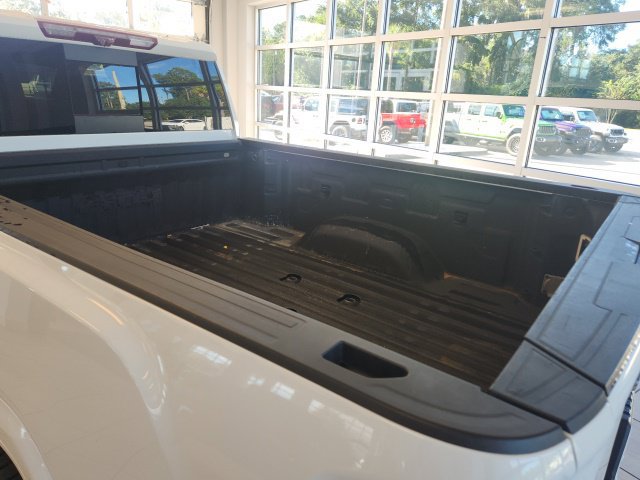 Used 2024 GMC Sierra 2500 AT4 w/ AT4 Premium Plus Package AWD/4WD image 12
