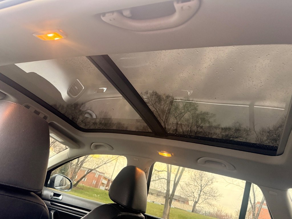 Used 2012 Volkswagen Jetta TDI image 24