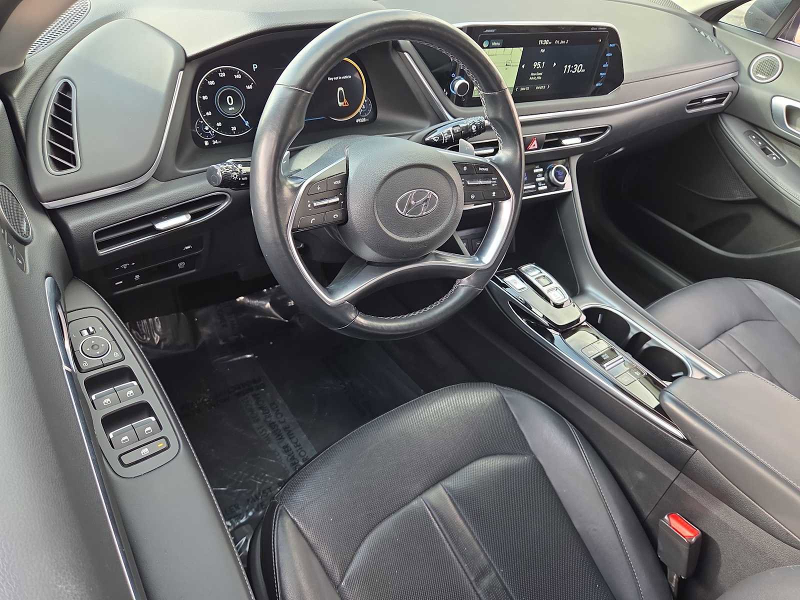 Used 2021 Hyundai Sonata Limited w/ Preferred Accessory Package image 10