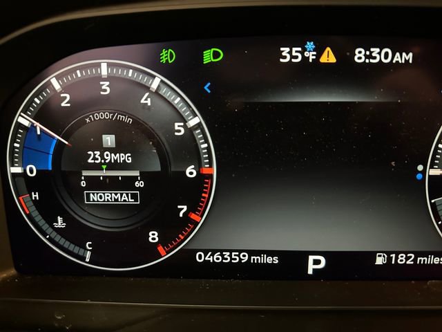 Used 2024 Mitsubishi Outlander SE Black Edition image 26