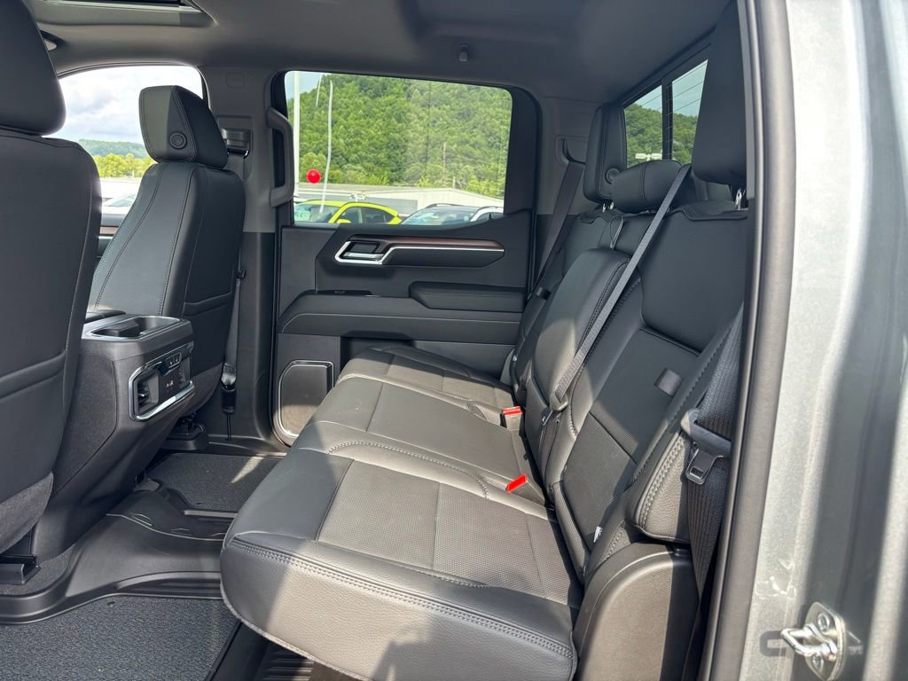 New 2026 GMC Sierra 1500 Denali w/ Denali Reserve Package image 10