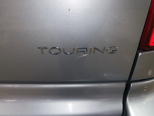 Used 2005 Chrysler Town & Country Touring image 29