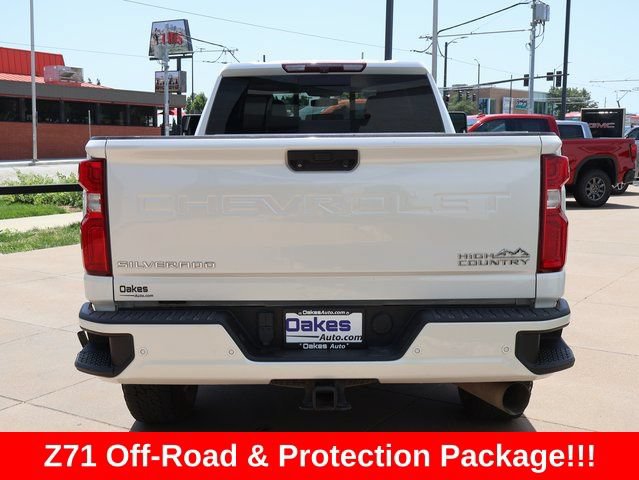 Used 2022 Chevrolet Silverado 2500 High Country AWD/4WD image 4