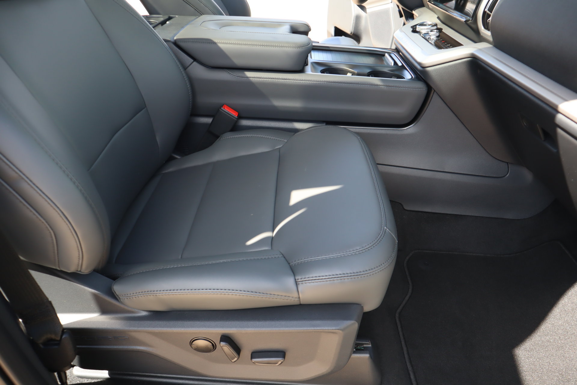 New 2027 Ford Expedition Active AWD/4WD image 15