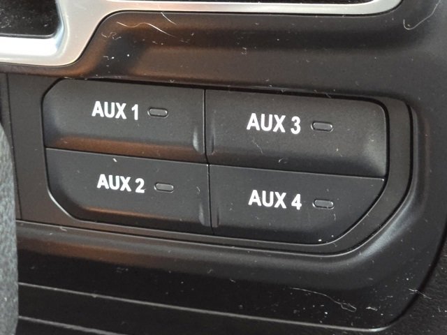 Used 2022 Jeep Wrangler Unlimited Willys image 16