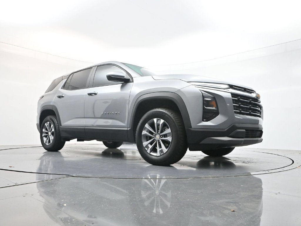 Used 2026 Chevrolet Equinox LT w/ Convenience Package II AWD/4WD image 25