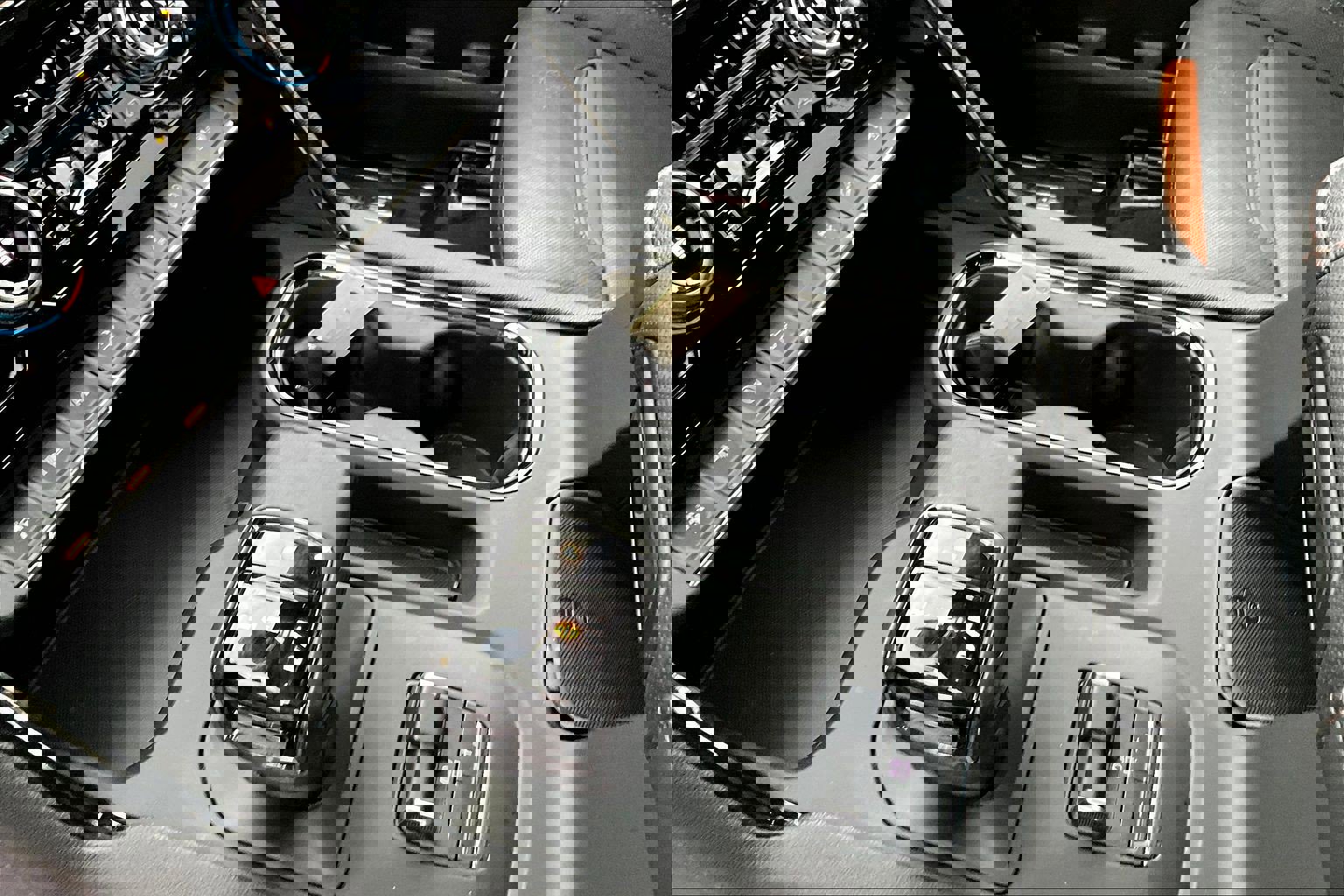 Certified 2022 GMC Sierra 1500 AT4 w/ AT4 Premium Package image 15