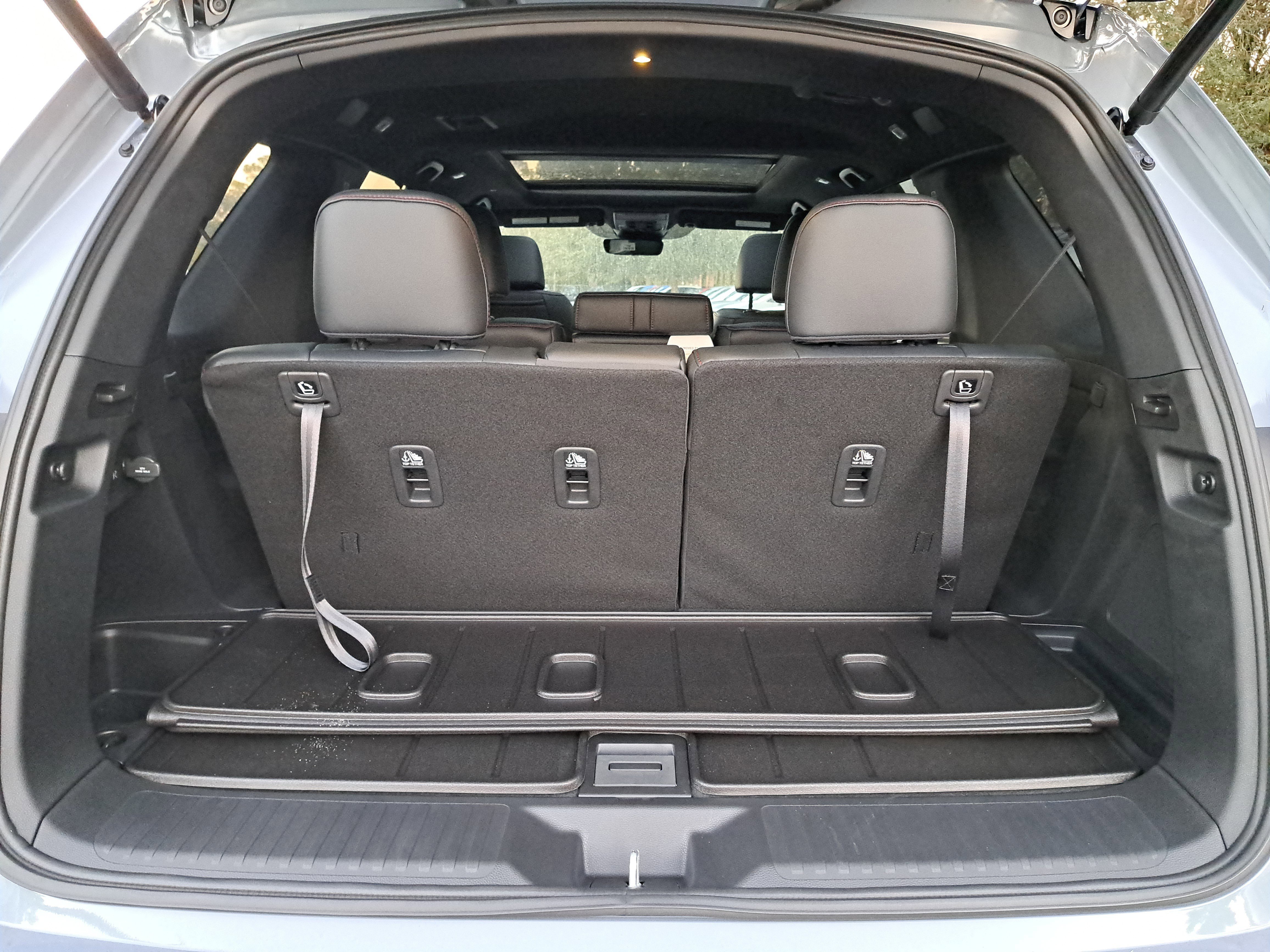 New 2025 Honda Pilot Black Edition image 9