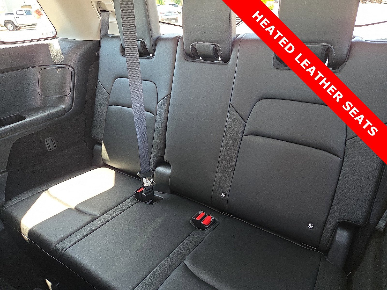 Used 2023 Nissan Pathfinder SL w/ Black Appearance Package AWD/4WD image 10
