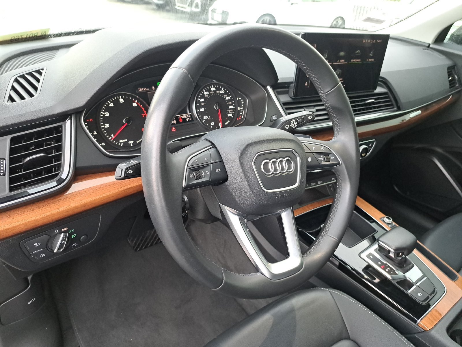 Used 2023 Audi Q5 2.0T Premium AWD/4WD image 10