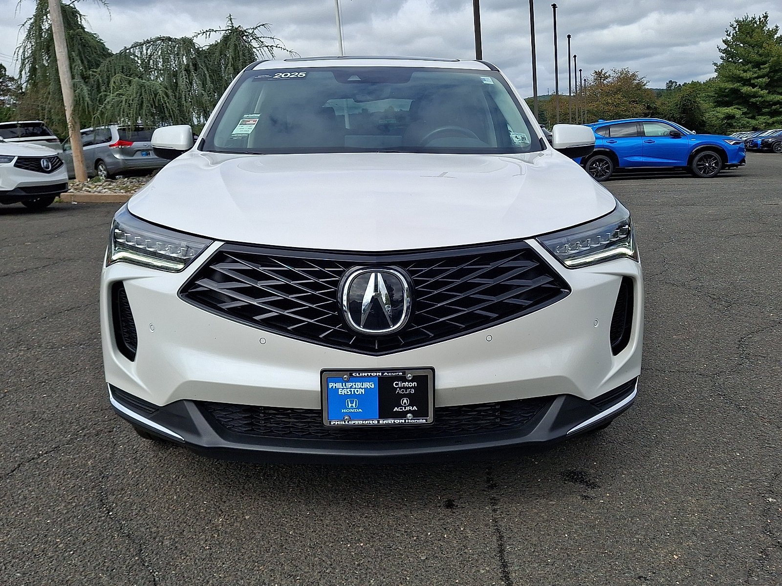 Certified 2025 Acura RDX w/ Technology Package AWD/4WD image 2