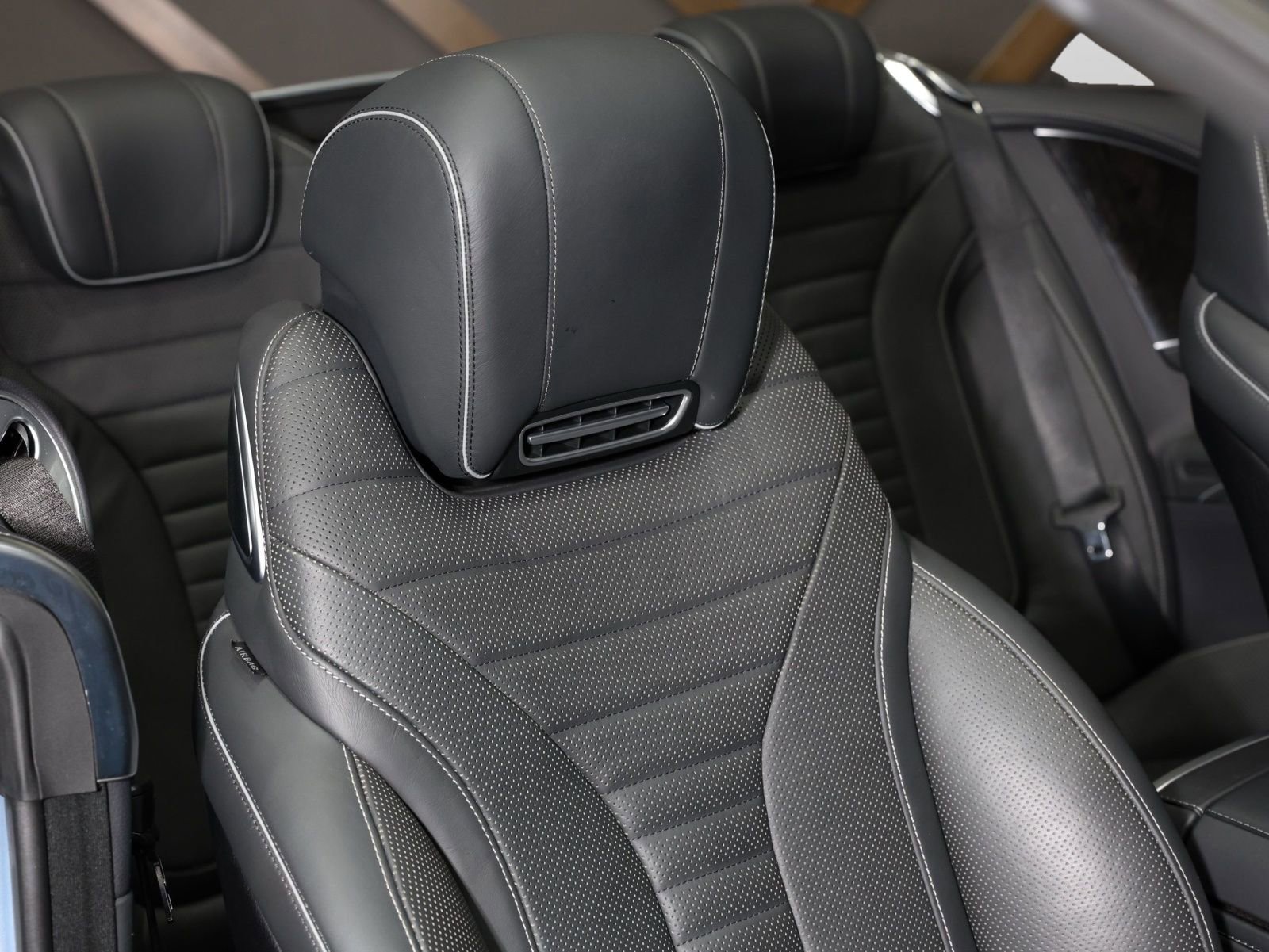 Used 2019 Mercedes-Benz S 560 Cabriolet w/ AMG Line Exterior image 21