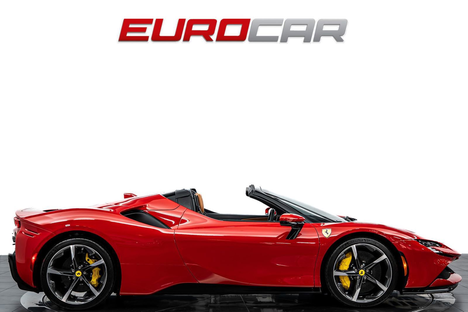 Used 2025 Ferrari SF90 Spider AWD/4WD image 7
