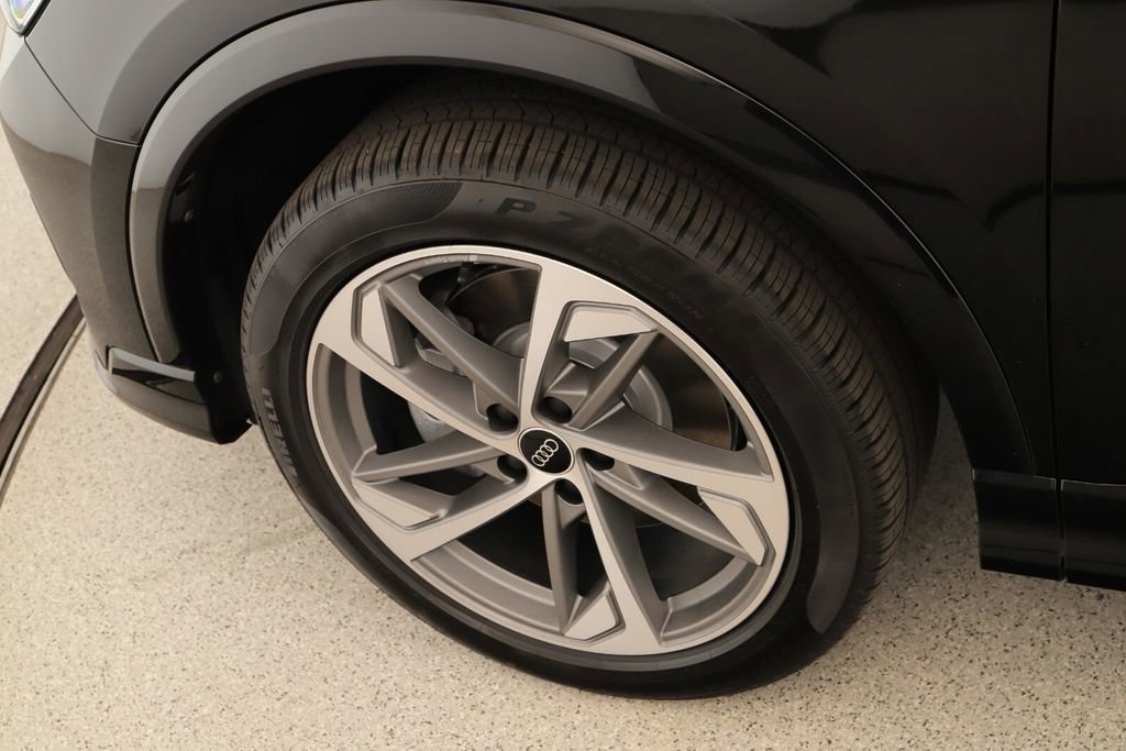 New 2025 Audi Q3 2.0T Premium AWD/4WD image 30