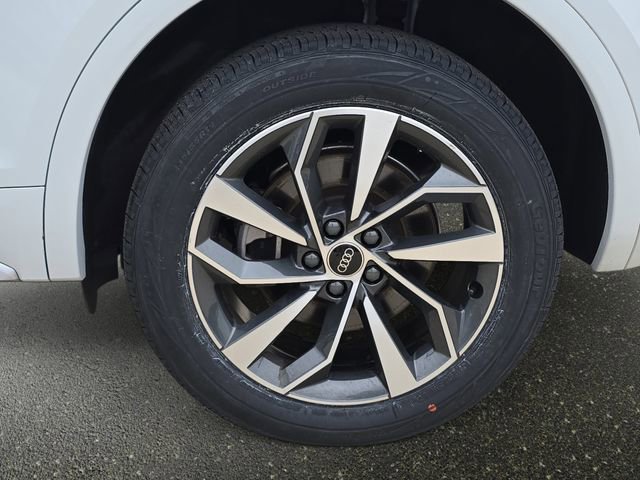 Used 2023 Audi Q5 2.0T Premium w/ Convenience Package image 37