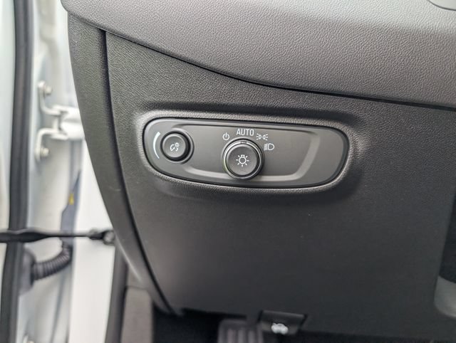 Used 2024 Chevrolet Equinox LT w/ LPO, Floor Liner Package AWD/4WD image 12