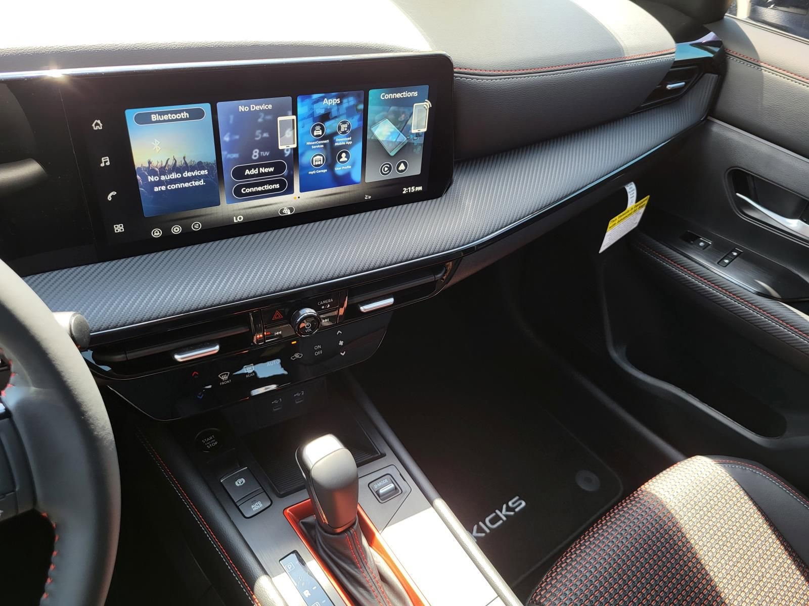 New 2026 Nissan Kicks SR image 4