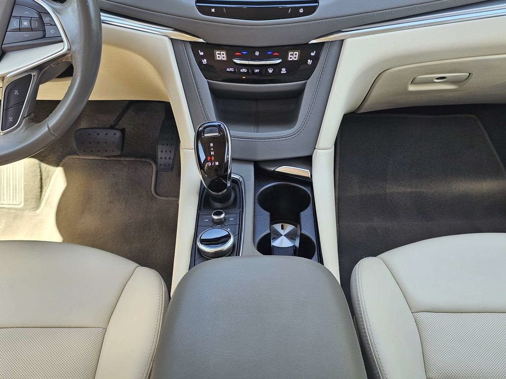Certified 2023 Cadillac XT5 Premium Luxury AWD/4WD image 21