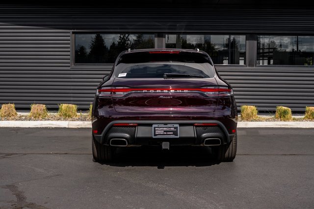 Used 2023 Porsche Macan w/ Premium Package Plus image 30