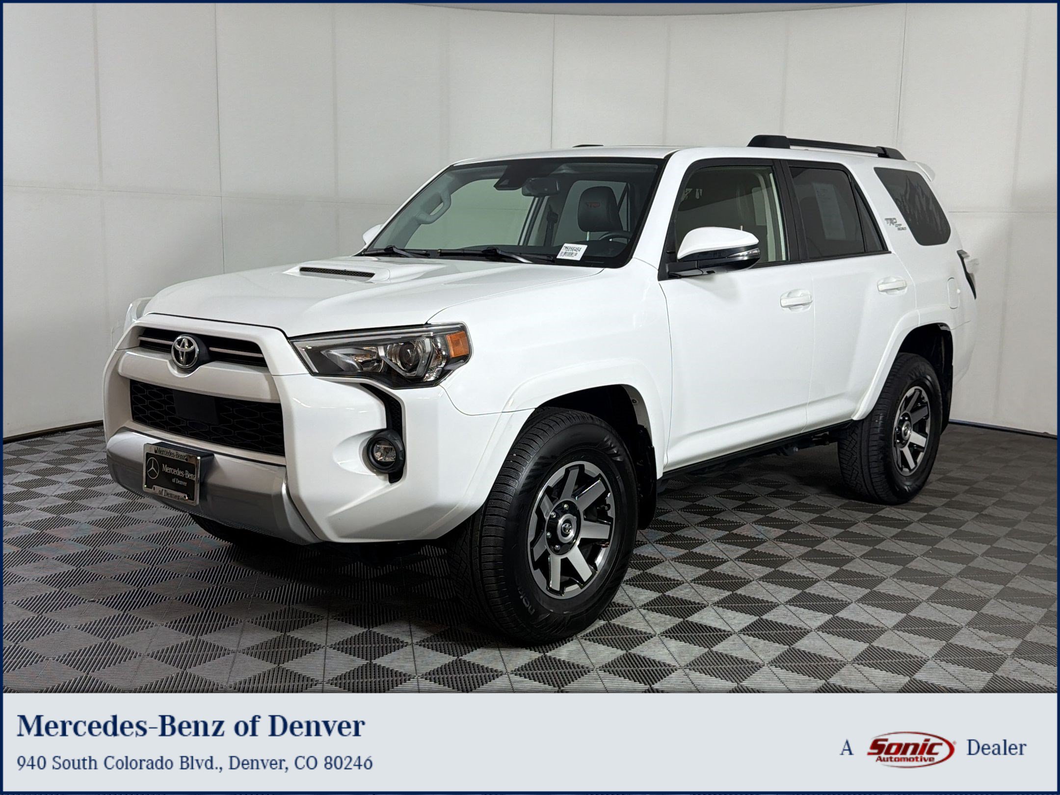Used 2021 Toyota 4Runner TRD Off-Road Premium w/ Moonroof Package AWD/4WD image 1