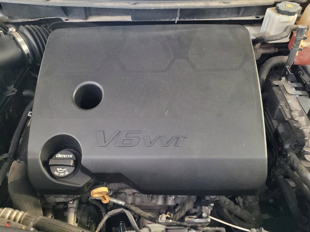 Used 2018 Chevrolet Traverse LS w/ LPO, Floor Liner Package AWD/4WD image 30