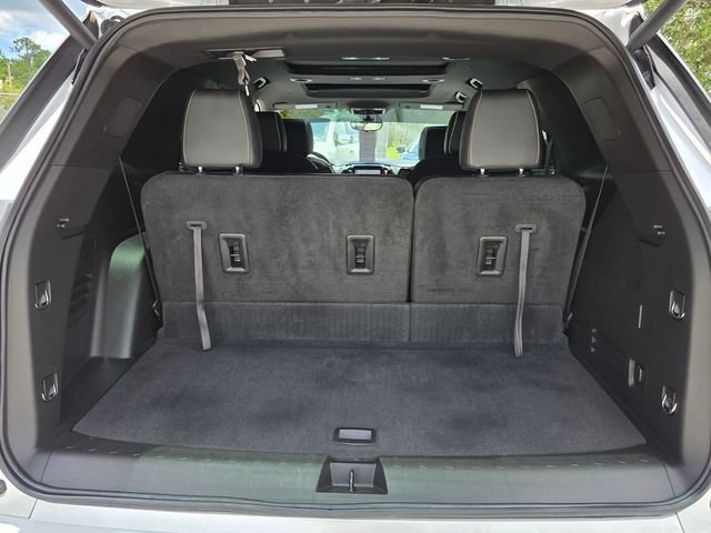 Used 2023 Chevrolet Traverse Premier FWD image 20