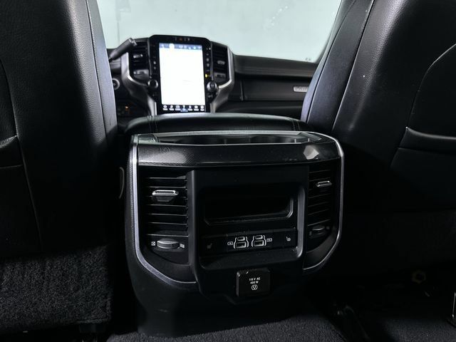 Used 2022 RAM 3500 Laramie AWD/4WD image 22