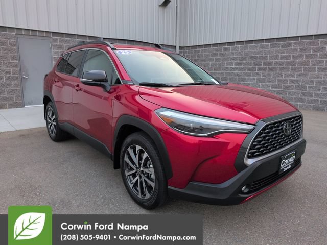 Used 2025 Toyota Corolla Cross XLE