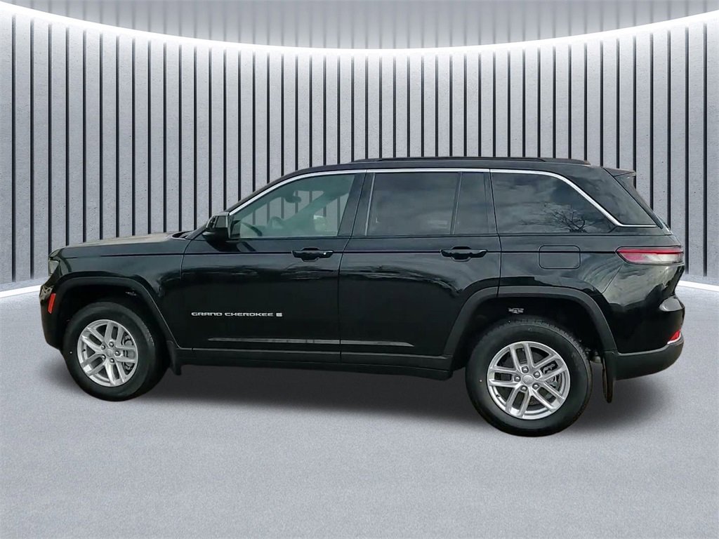 New 2025 Jeep Grand Cherokee Laredo X w/ Luxury Tech Group I image 15