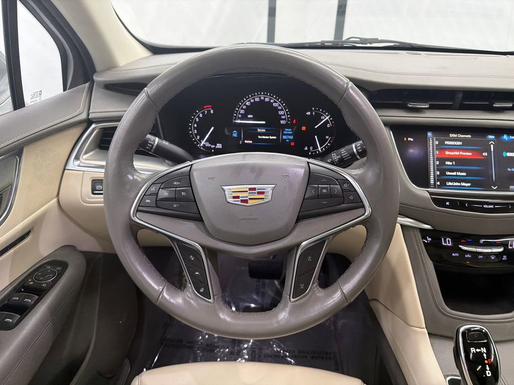 Used 2018 Cadillac XT5 Luxury w/ Driver Awareness Package image 26