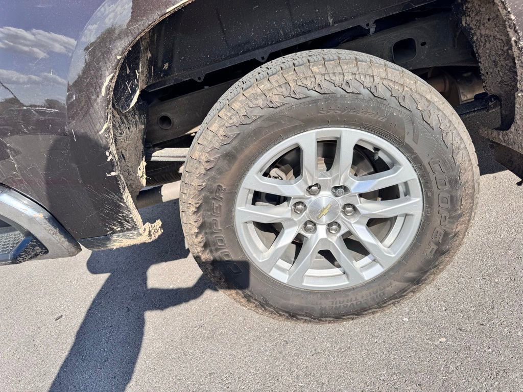 Used 2020 Chevrolet Silverado 1500 LT w/ All-Star Edition AWD/4WD image 10