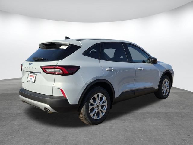 New 2026 Ford Escape Active FWD image 2