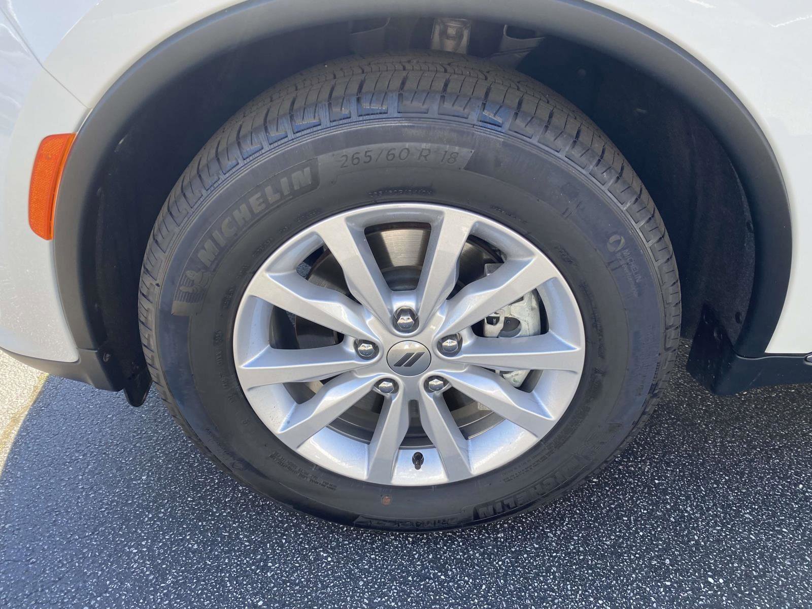 Certified 2024 Dodge Durango SXT image 24