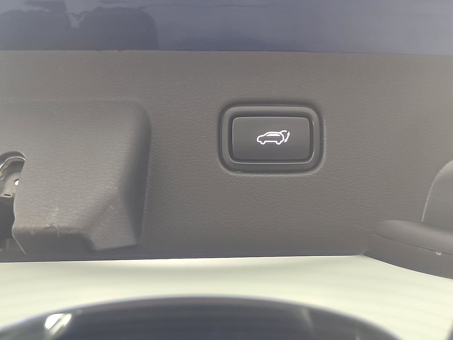 Used 2023 Kia Sportage X-Line w/ X-Line Premium Package image 8