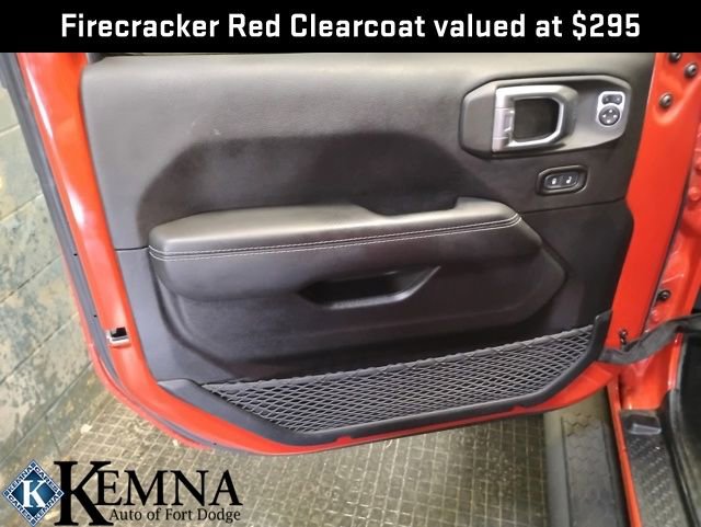 Used 2021 Jeep Wrangler Unlimited Sahara w/ Dual Top Group image 12