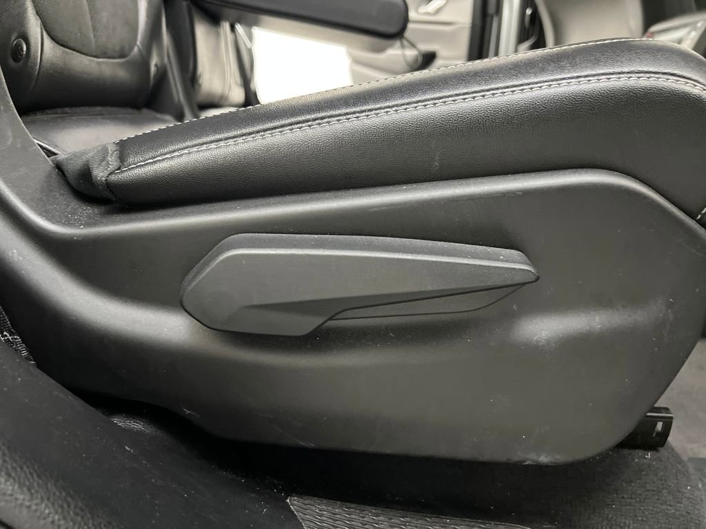 Used 2024 Jeep Grand Cherokee L Laredo image 19