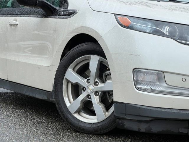 Used 2014 Chevrolet Volt Premium w/ Premium Trim Package image 2