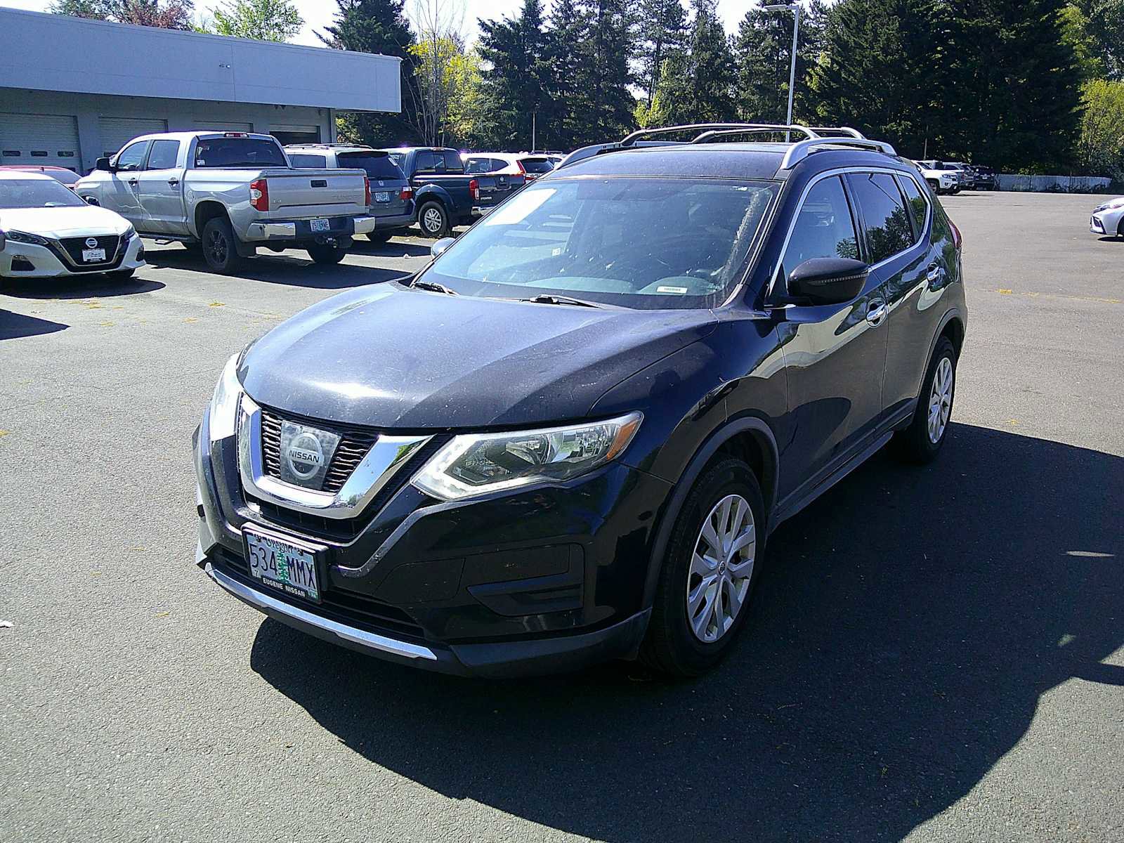Used 2017 Nissan Rogue S w/ Appearance Package AWD/4WD image 1