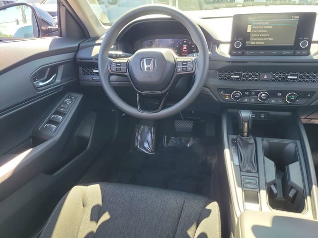 Certified 2025 Honda Accord SE image 10